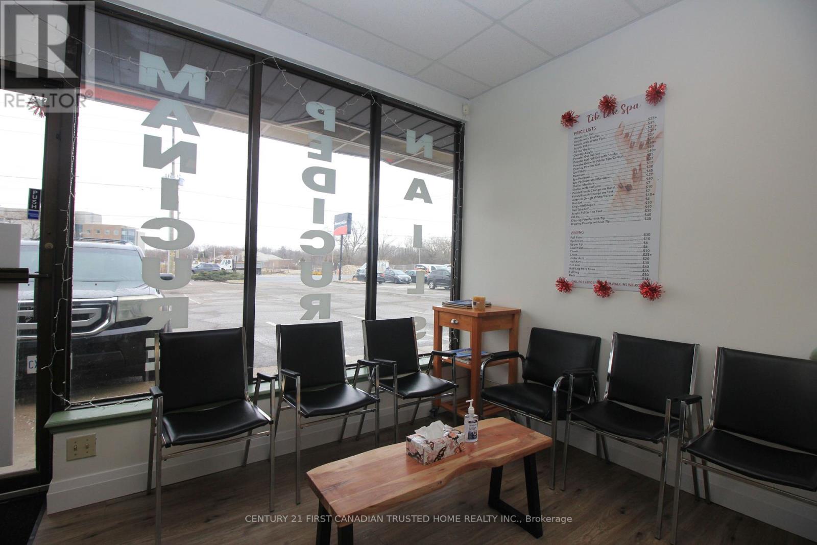 2 - 607 Wellington Street S, London, Ontario  N6C 4R3 - Photo 3 - X9376579