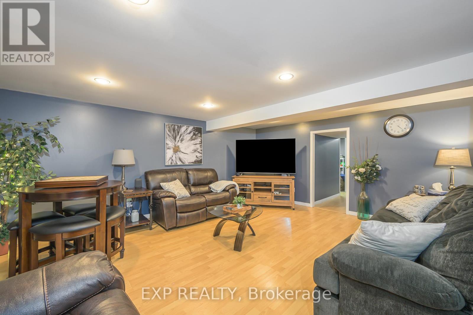 224 Oak Avenue, Strathroy-Caradoc (Sw), Ontario  N7G 3A8 - Photo 15 - X9377024
