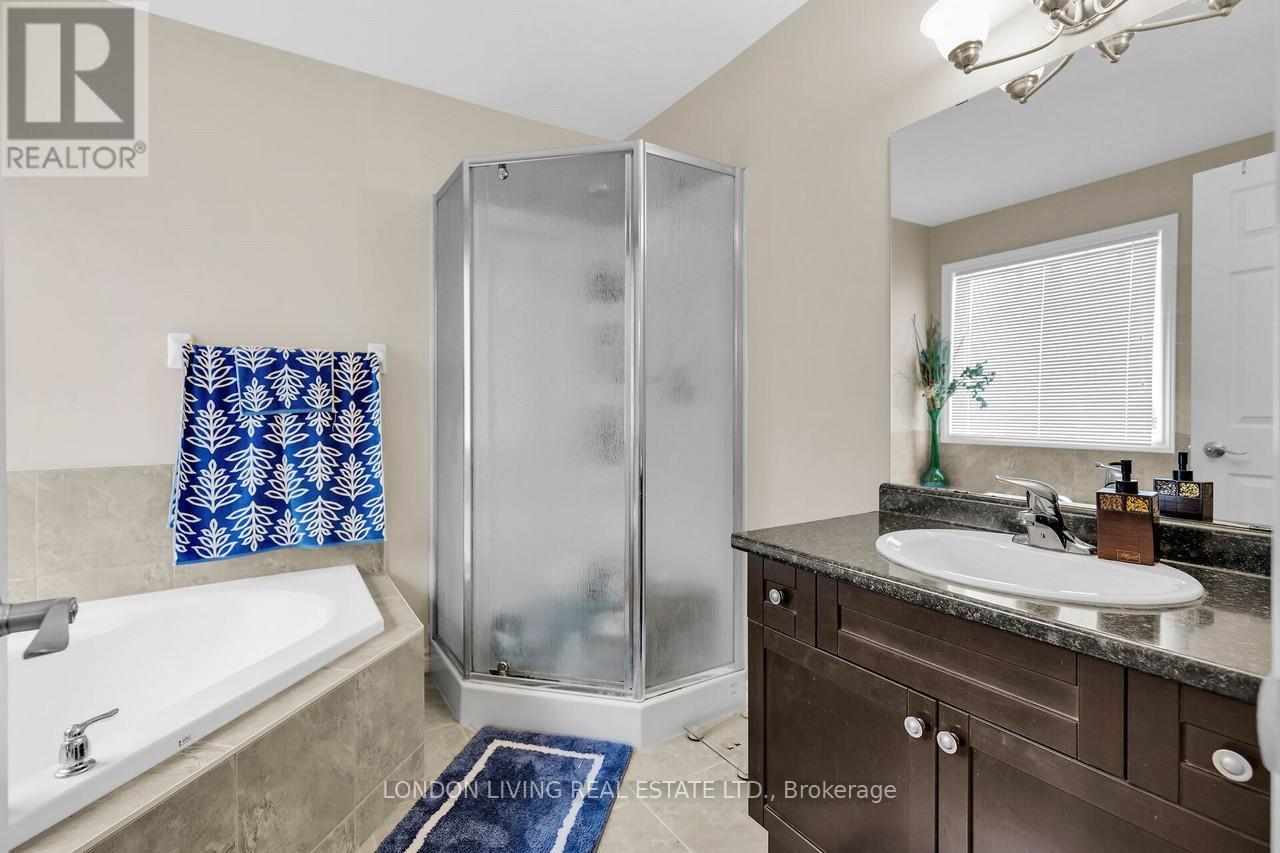 3229 Meadowgate Boulevard, London, Ontario  N6M 0B7 - Photo 13 - X9378201