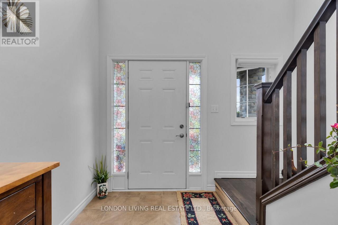 3229 Meadowgate Boulevard, London, Ontario  N6M 0B7 - Photo 3 - X9378201
