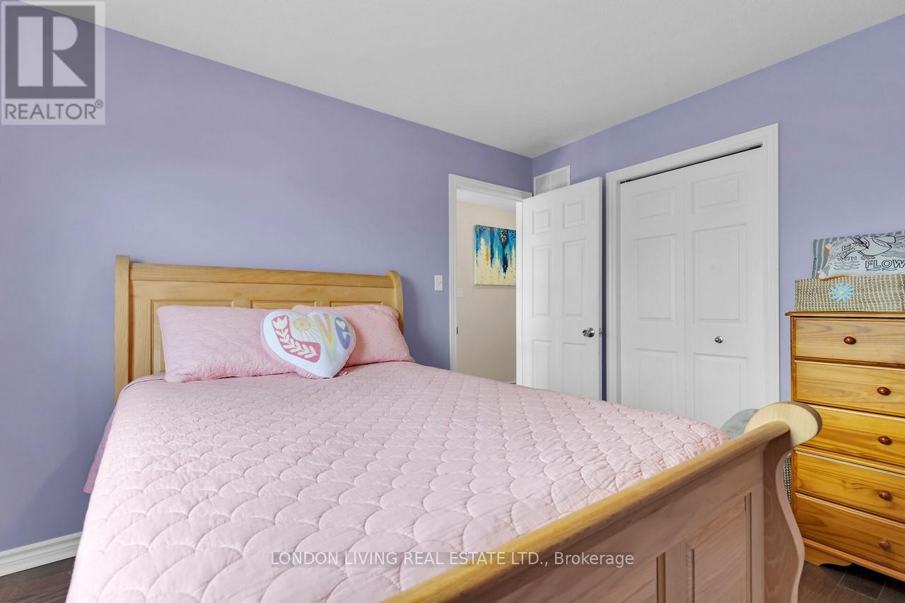3229 Meadowgate Boulevard, London, Ontario  N6M 0B7 - Photo 9 - X9378201