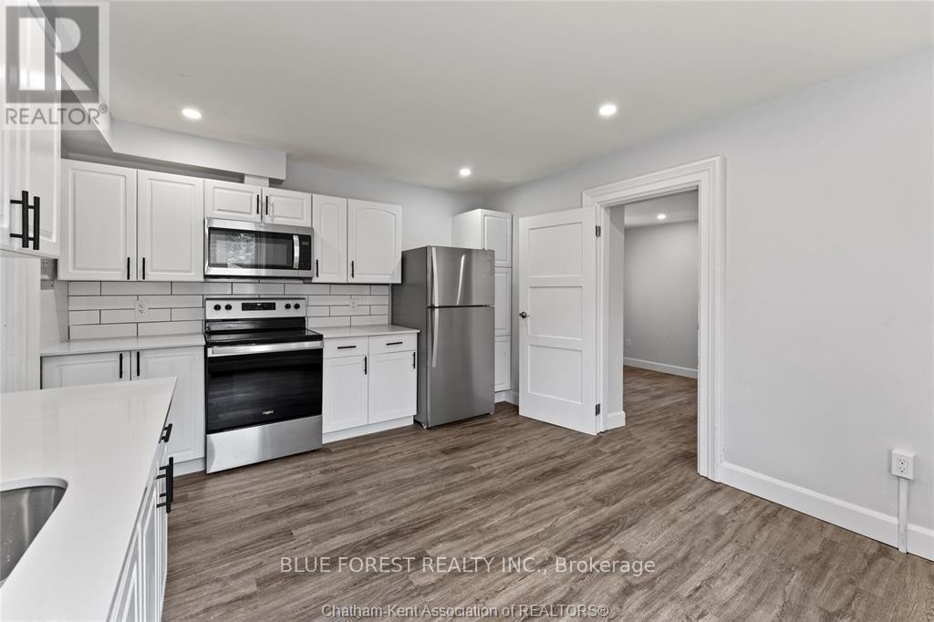 212 Thames Street, Chatham-Kent (Chatham), Ontario  N7L 2Y9 - Photo 8 - X9379931