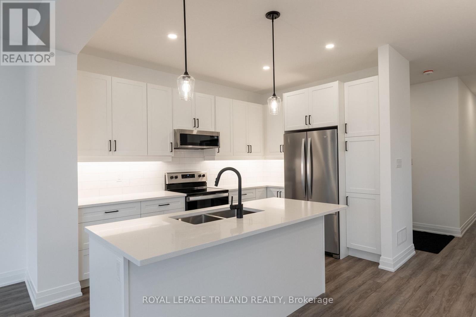 12 - 101 Swales Avenue, Strathroy-Caradoc (Sw), Ontario  N7G 0C1 - Photo 11 - X9380196