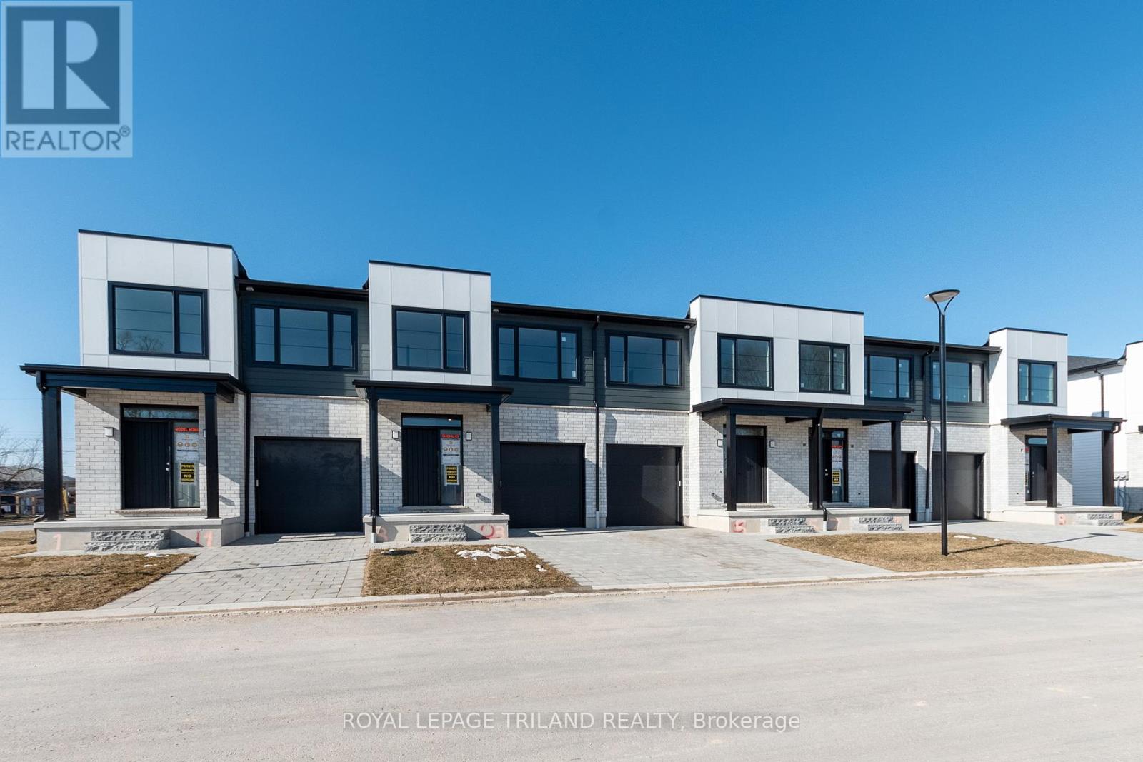 20 - 101 Swales Avenue, Strathroy-Caradoc (Sw), Ontario  N7G 0C1 - Photo 2 - X9380202