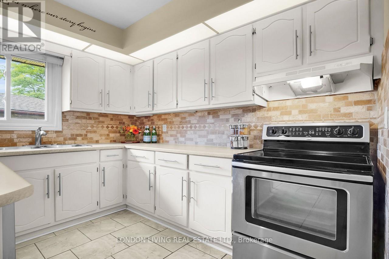 1032 Valetta Street, London, Ontario  N6H 2Z8 - Photo 14 - X9381919