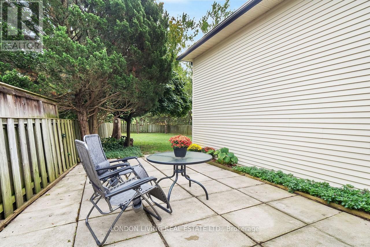 1032 Valetta Street, London, Ontario  N6H 2Z8 - Photo 31 - X9381919