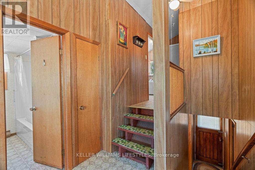 7403 Sanderson Road, Lambton Shores (Port Franks), Ontario  N0M 2L0 - Photo 12 - X9382118