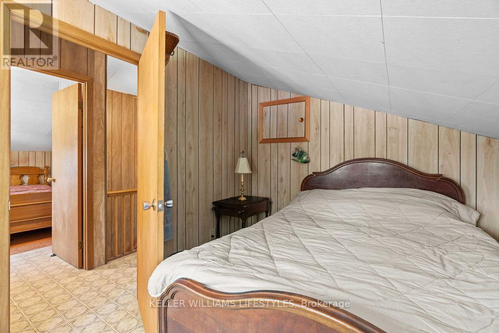 7403 Sanderson Road, Lambton Shores (Port Franks), Ontario  N0M 2L0 - Photo 16 - X9382118