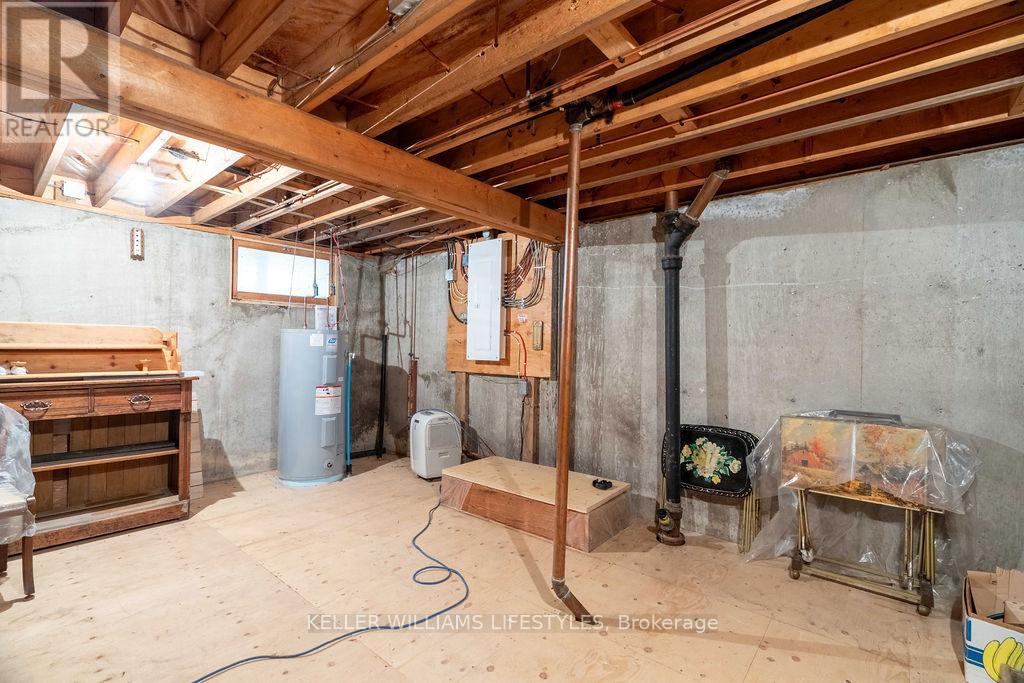 7403 Sanderson Road, Lambton Shores (Port Franks), Ontario  N0M 2L0 - Photo 24 - X9382118