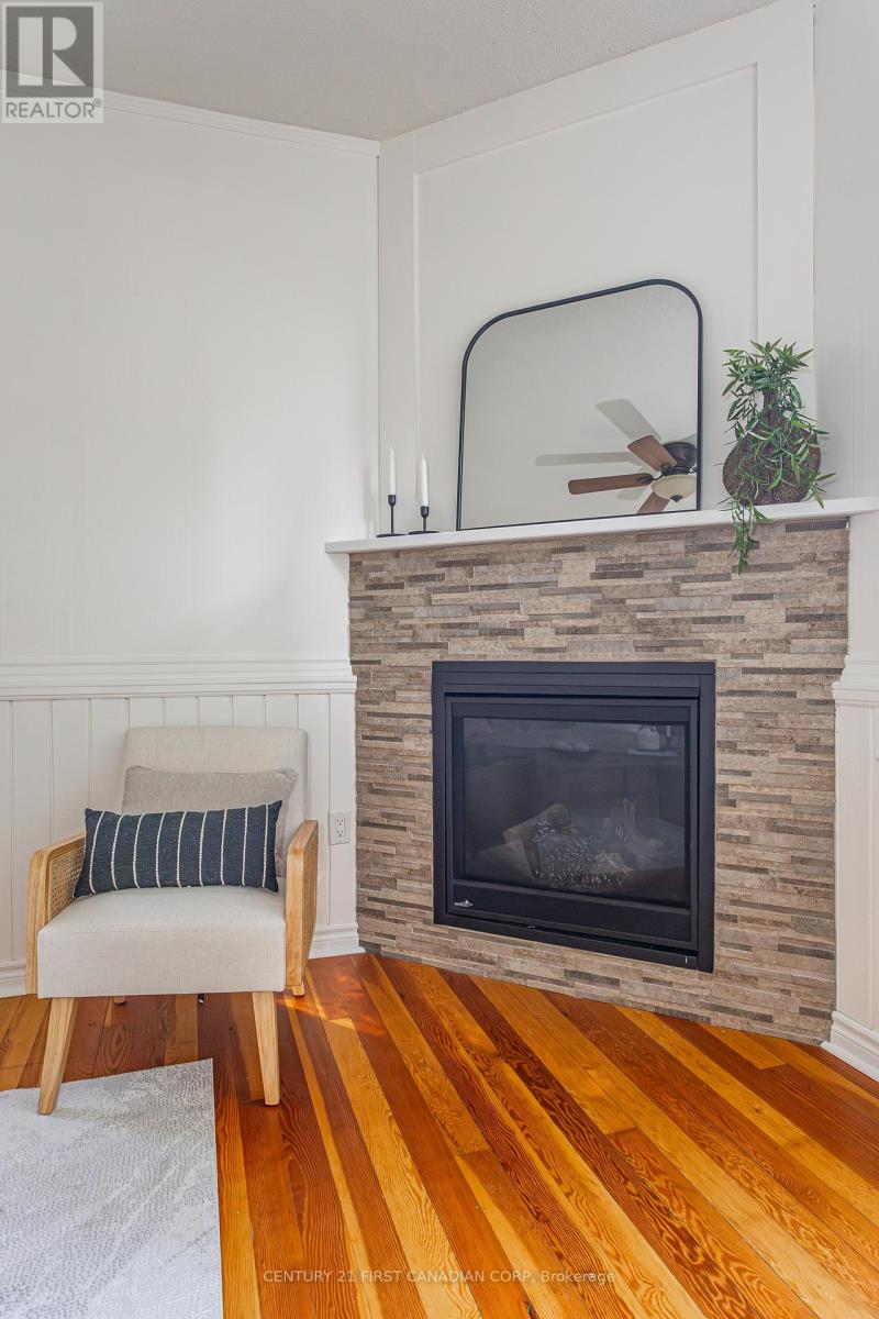 9398 Glendon Drive, Strathroy-Caradoc (Mount Brydges), Ontario  N0L 1W0 - Photo 11 - X9382744