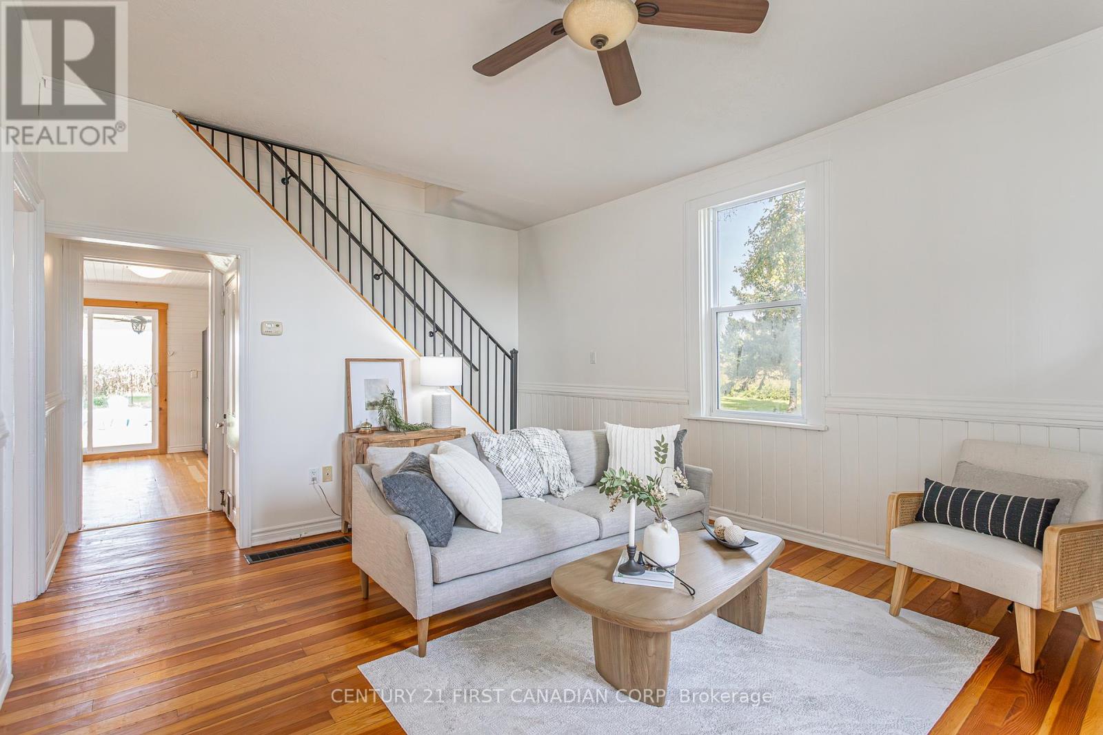 9398 Glendon Drive, Strathroy-Caradoc (Mount Brydges), Ontario  N0L 1W0 - Photo 7 - X9382744