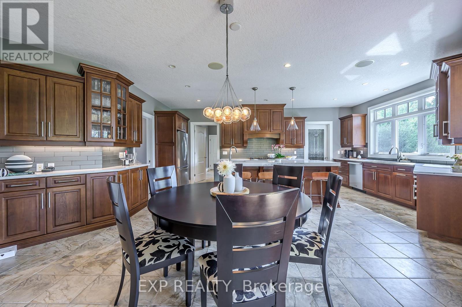 49 Byron Avenue, Thames Centre (Dorchester), Ontario  N0L 1G2 - Photo 7 - X9382814