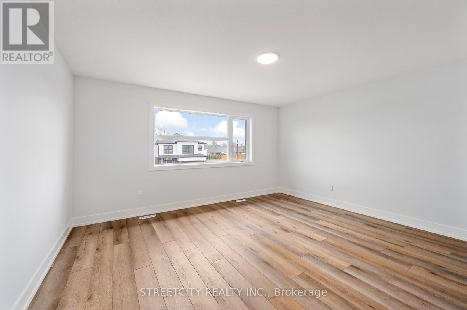 33 Lucas Road, St. Thomas, Ontario  N5R 0M2 - Photo 14 - X9382952