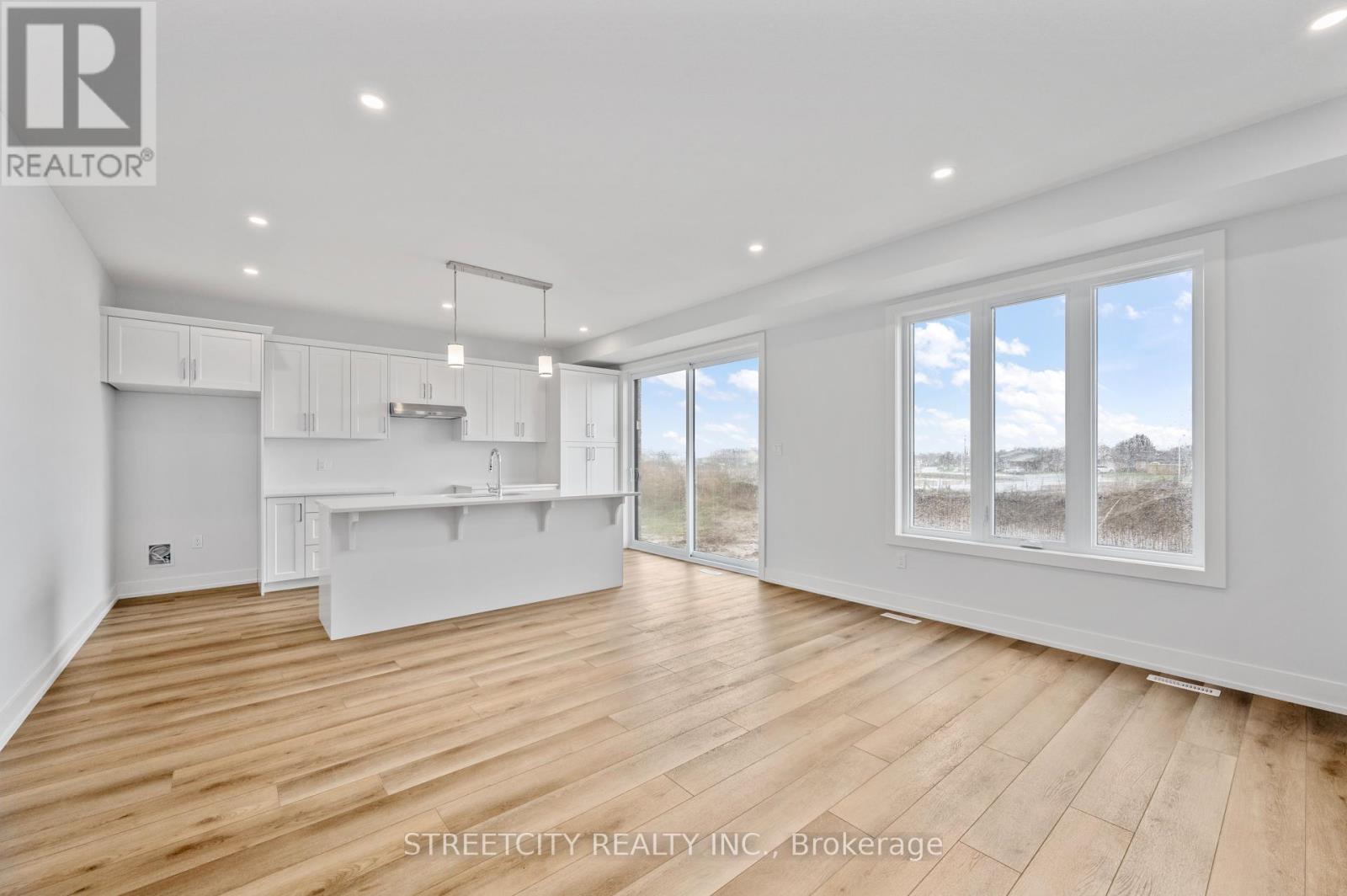 33 Lucas Road, St. Thomas, Ontario  N5R 0M2 - Photo 7 - X9382952
