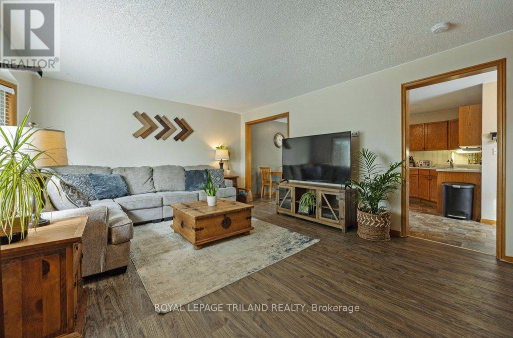 113 Manor Road, St. Thomas, Ontario  N5R 5Z9 - Photo 4 - X9383176