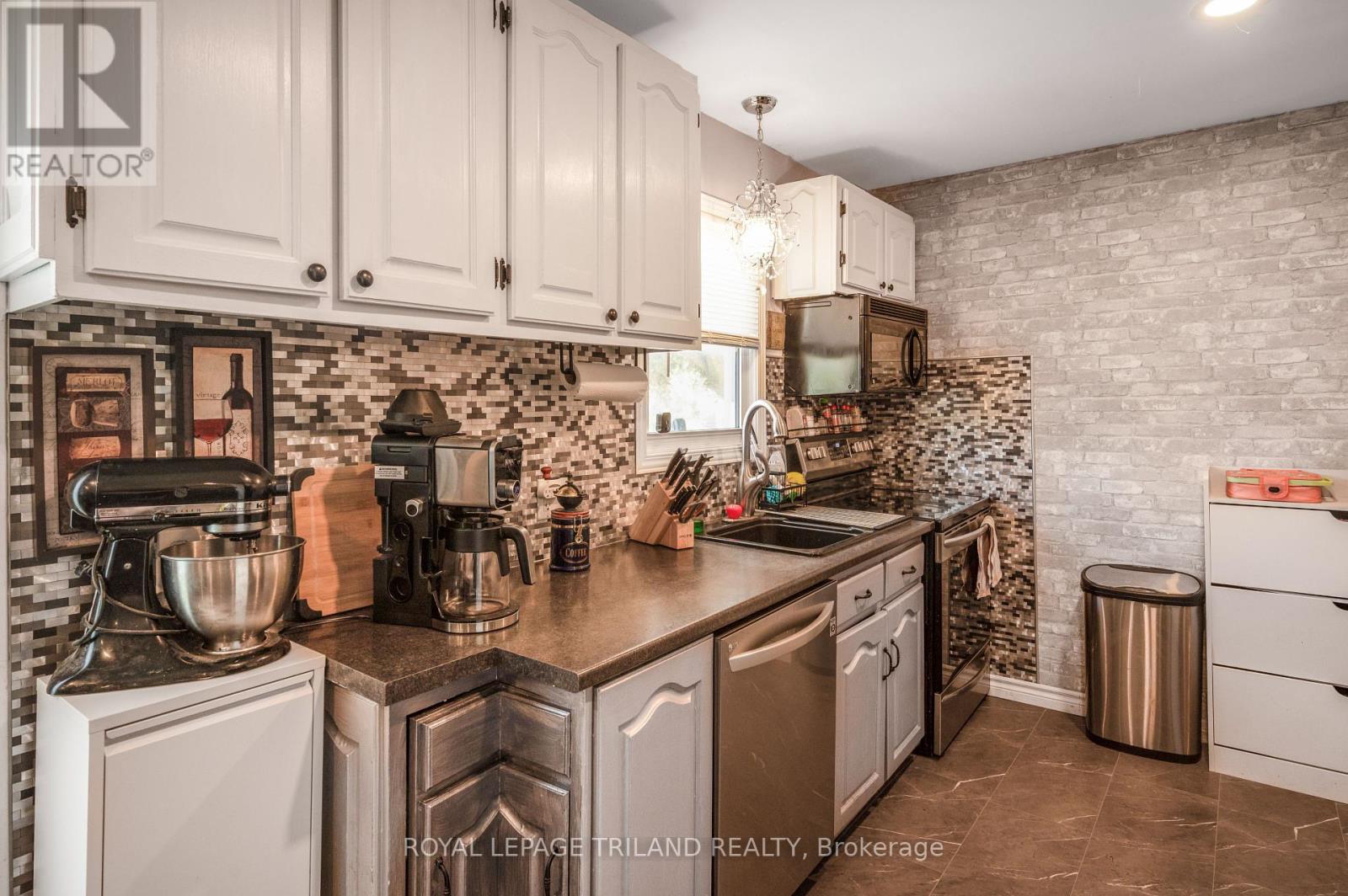209 Highbury Avenue N, London, Ontario  N5Z 2W6 - Photo 9 - X9383365