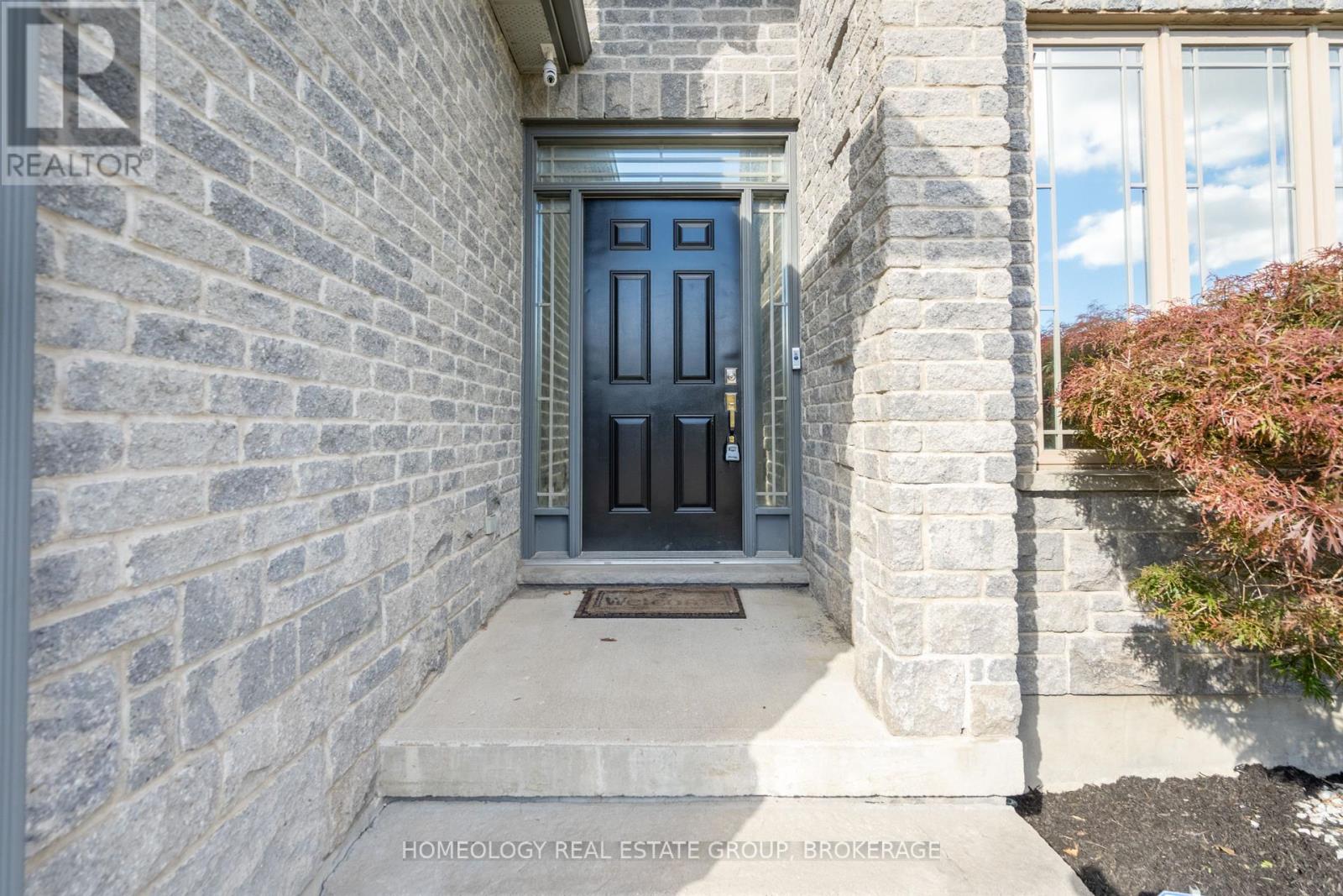 1891 Beaverbrook Avenue, London, Ontario  N6H 0C1 - Photo 3 - X9383372