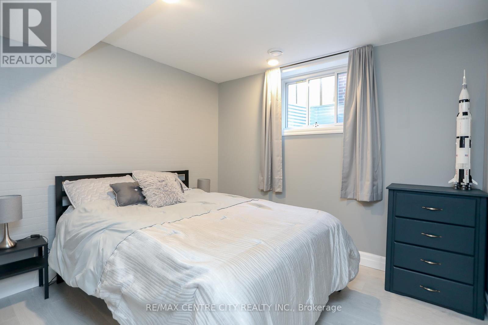 7 Oxford Terrace, St. Thomas, Ontario  N5R 0J9 - Photo 33 - X9383483