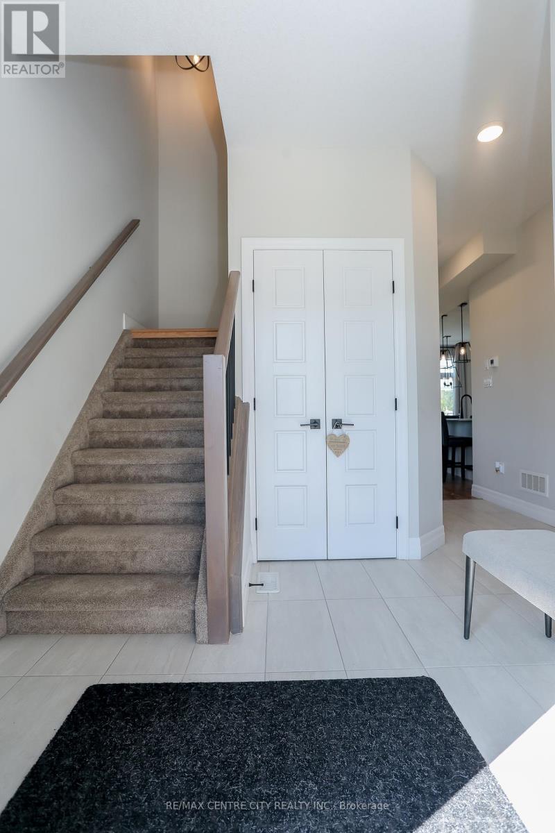 7 Oxford Terrace, St. Thomas, Ontario  N5R 0J9 - Photo 7 - X9383483