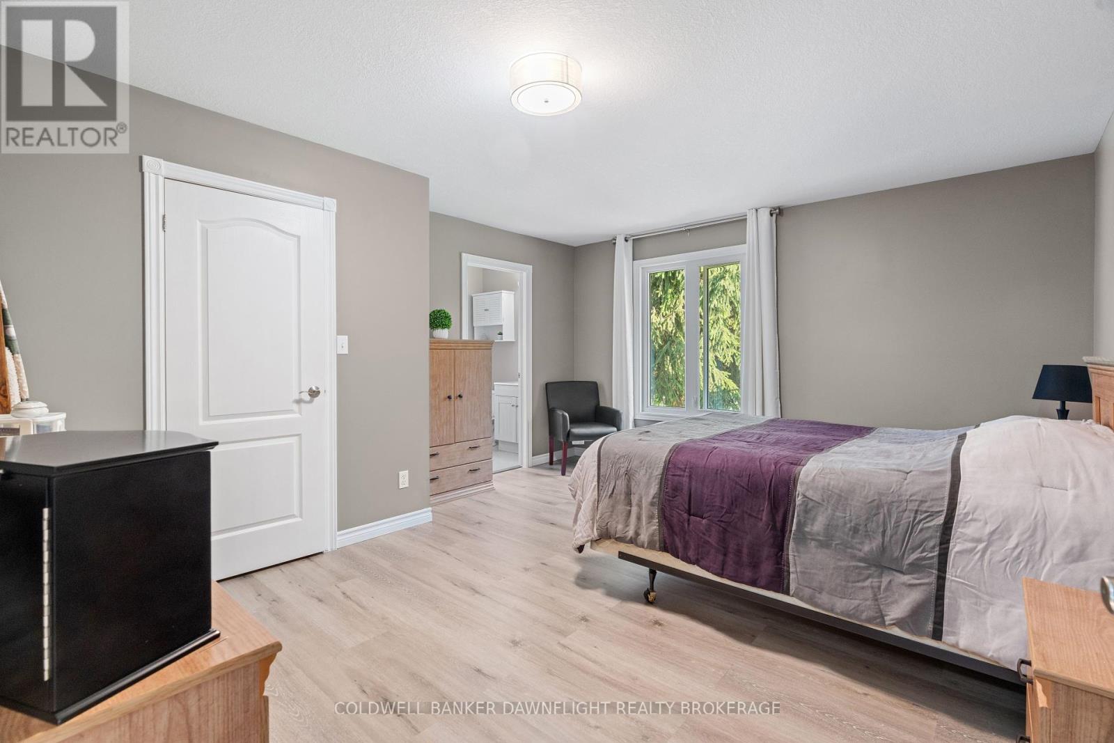 2162 Parkhill Drive, North Middlesex (Parkhill), Ontario  N0M 2K0 - Photo 17 - X9383716