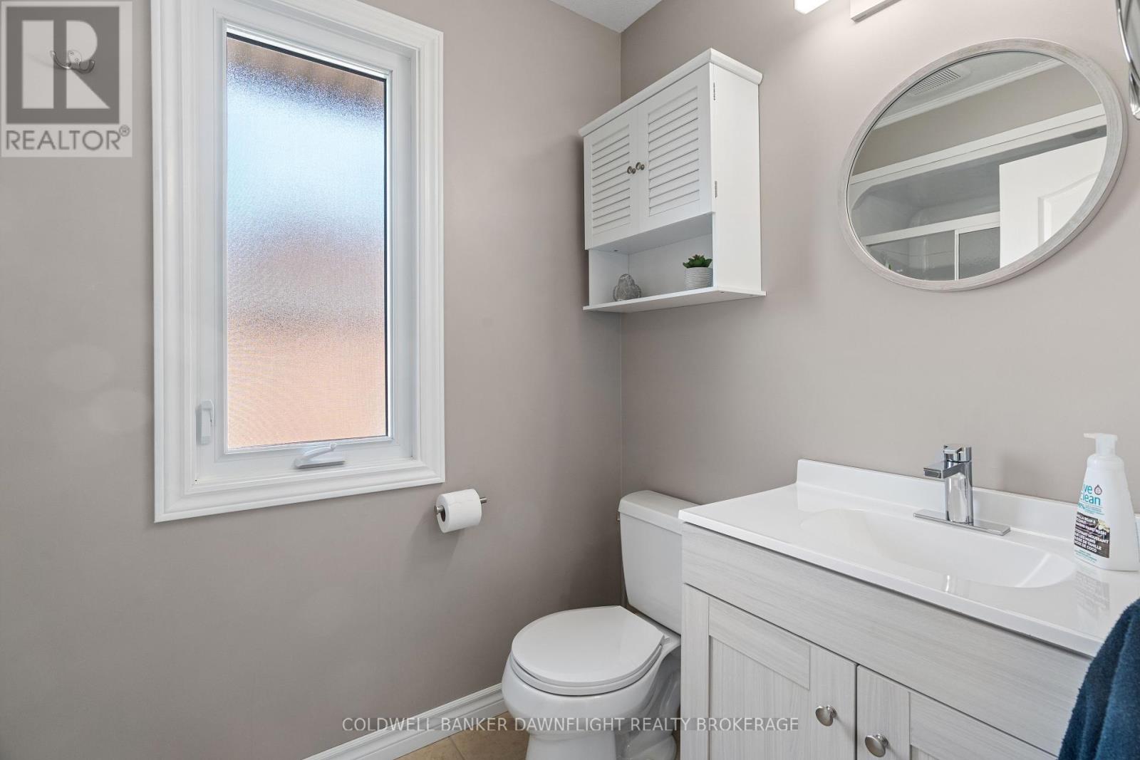 2162 Parkhill Drive, North Middlesex (Parkhill), Ontario  N0M 2K0 - Photo 19 - X9383716