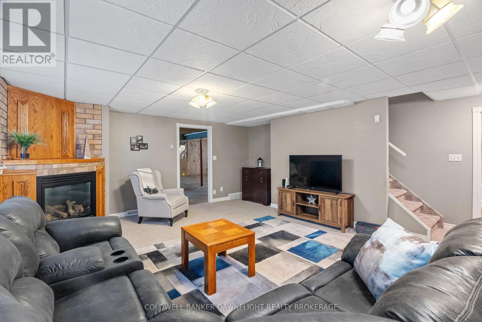 2162 Parkhill Drive, North Middlesex (Parkhill), Ontario  N0M 2K0 - Photo 26 - X9383716