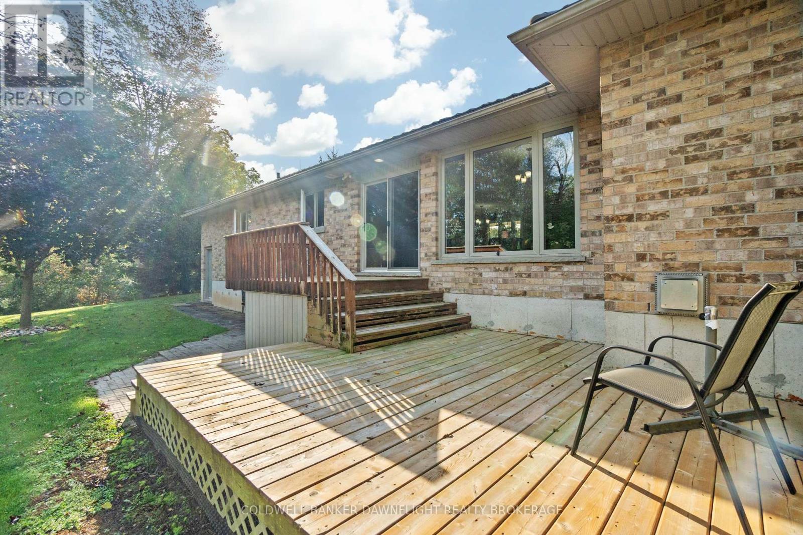 2162 Parkhill Drive, North Middlesex (Parkhill), Ontario  N0M 2K0 - Photo 35 - X9383716