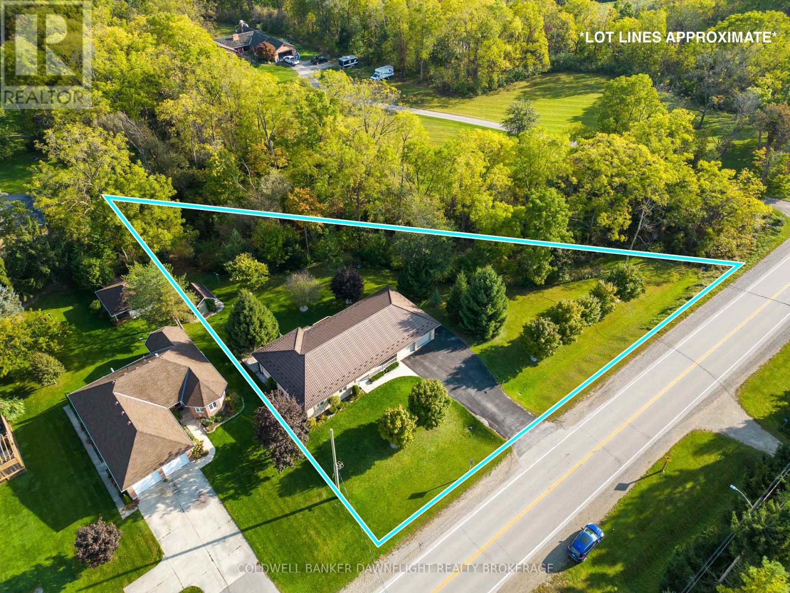 2162 Parkhill Drive, North Middlesex (Parkhill), Ontario  N0M 2K0 - Photo 4 - X9383716