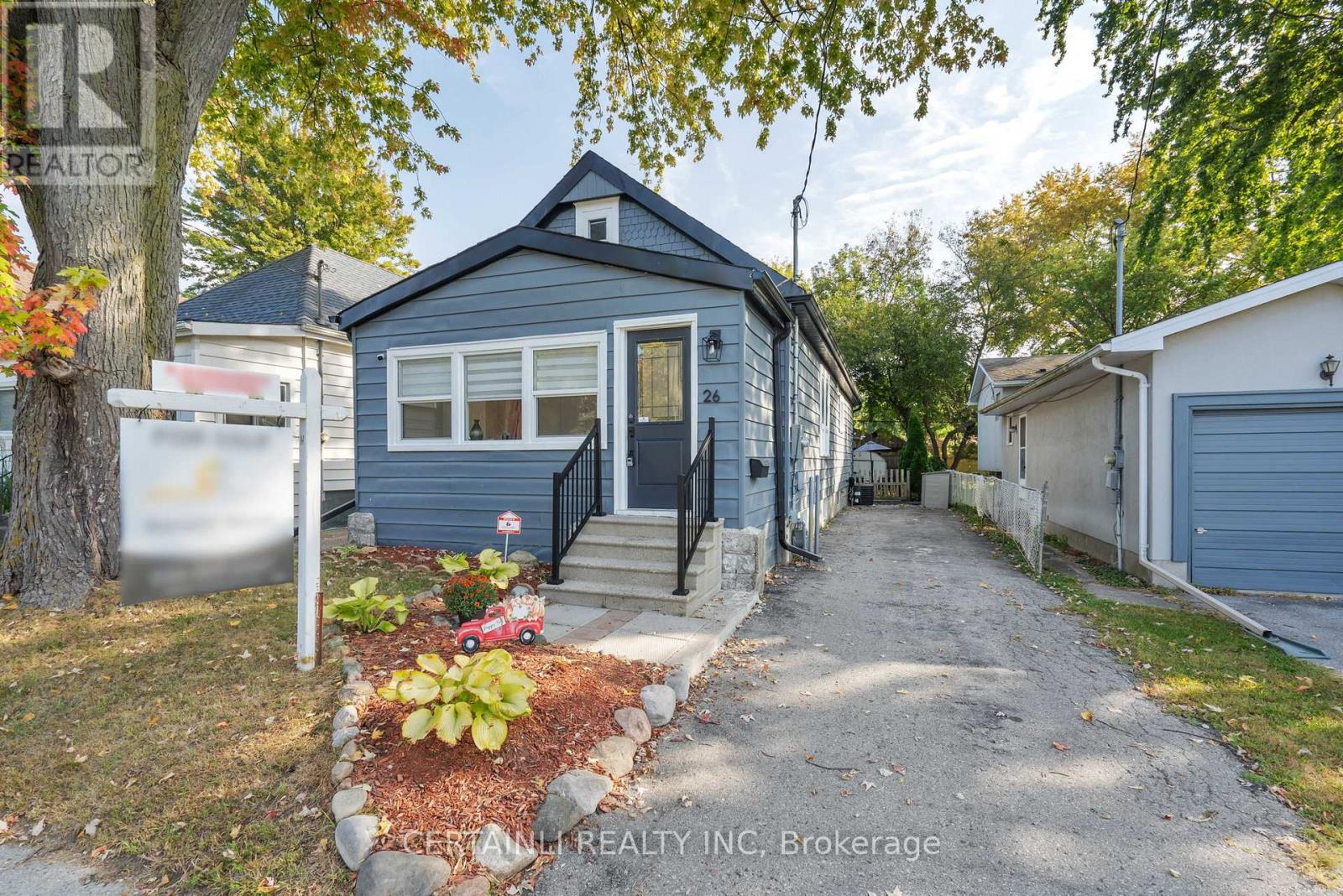 26 MCNAY STREET, london, Ontario