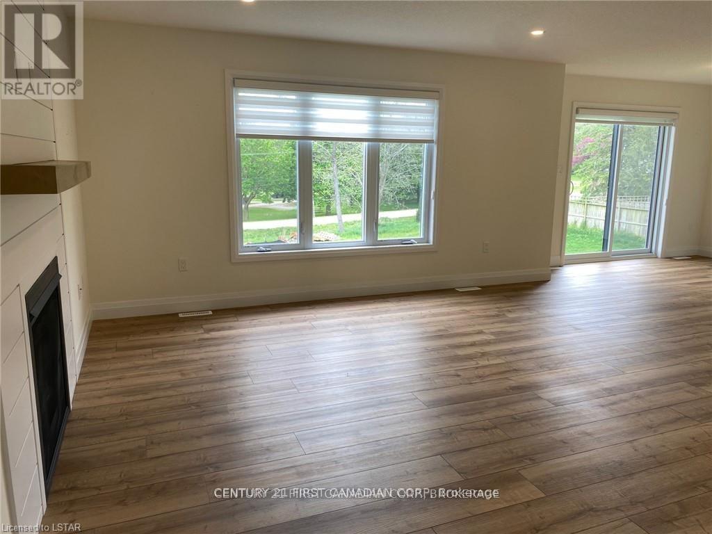 12 Greene Street, South Huron (Exeter), Ontario  N0M 0B4 - Photo 7 - X9384251