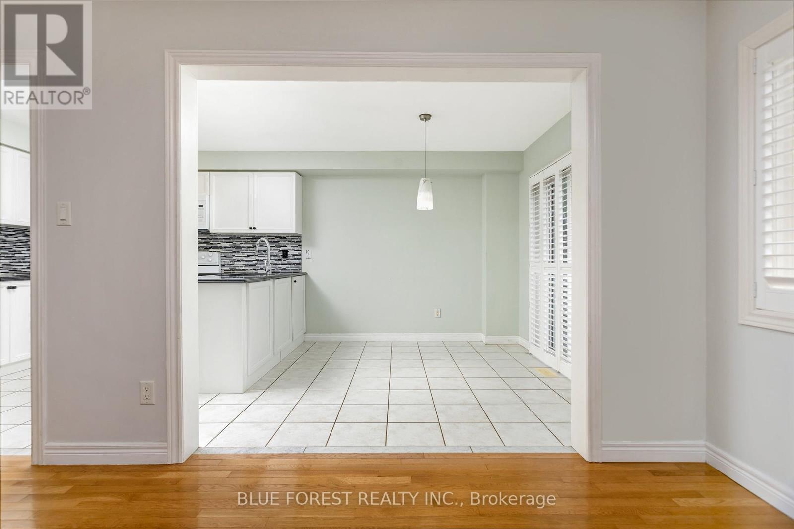 2414 Sequoia Way, Oakville (West Oak Trails), Ontario  L6M 4Z7 - Photo 12 - W9384331