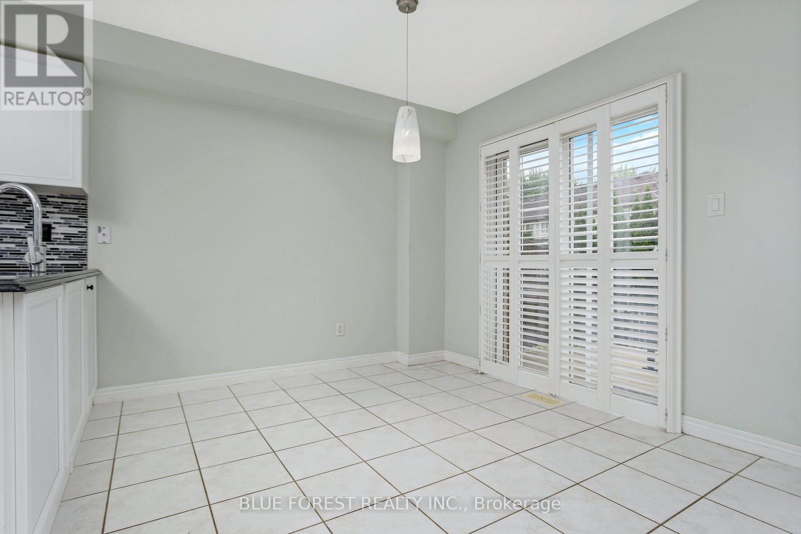 2414 Sequoia Way, Oakville (West Oak Trails), Ontario  L6M 4Z7 - Photo 13 - W9384331