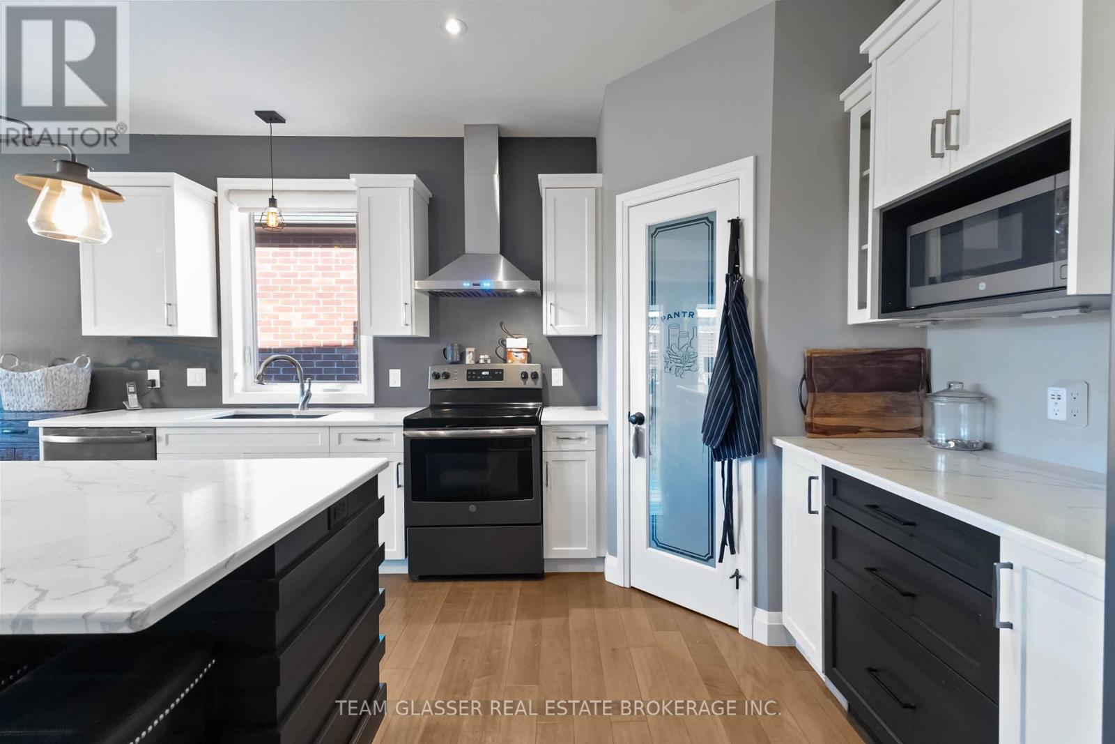 151 Spencer Avenue, Lucan Biddulph (Lucan), Ontario  N0M 2J0 - Photo 39 - X9384371