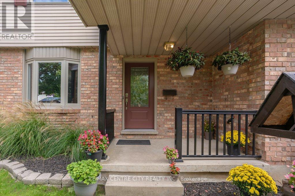 67 Farmington Avenue, Aylmer (Ay), Ontario  N5H 3E3 - Photo 4 - X9384690
