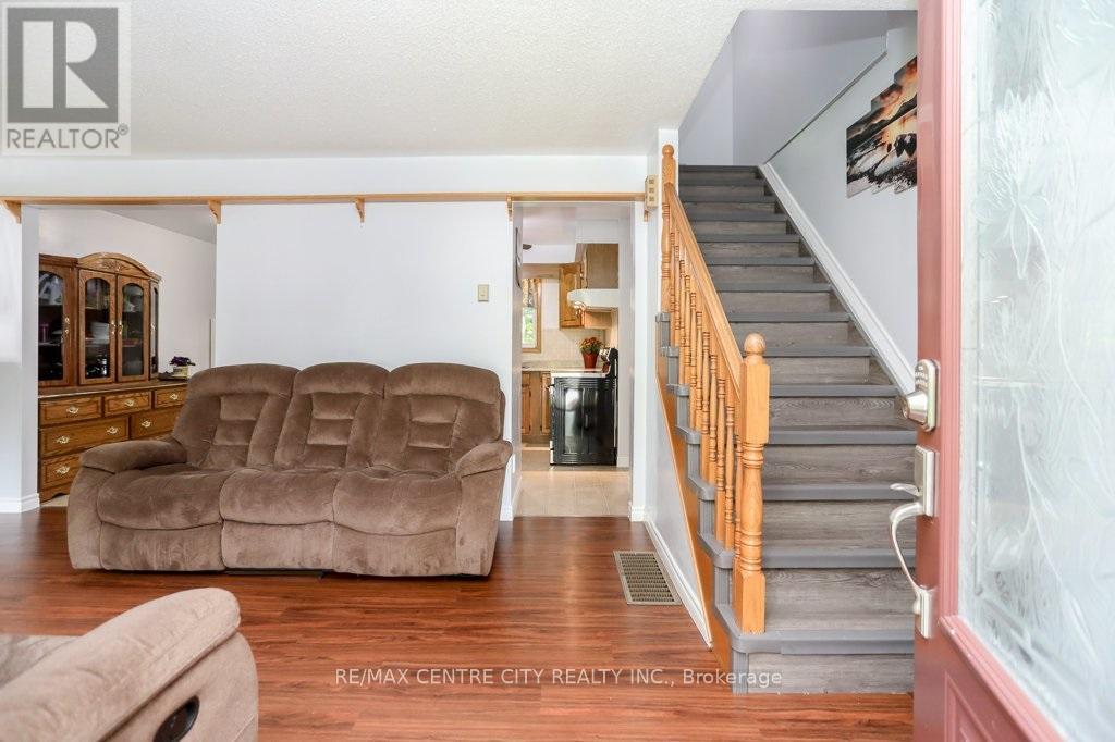 67 Farmington Avenue, Aylmer (Ay), Ontario  N5H 3E3 - Photo 6 - X9384690