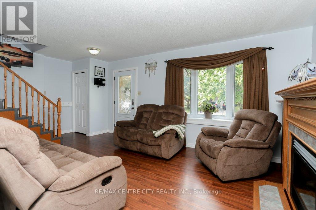 67 Farmington Avenue, Aylmer (Ay), Ontario  N5H 3E3 - Photo 9 - X9384690
