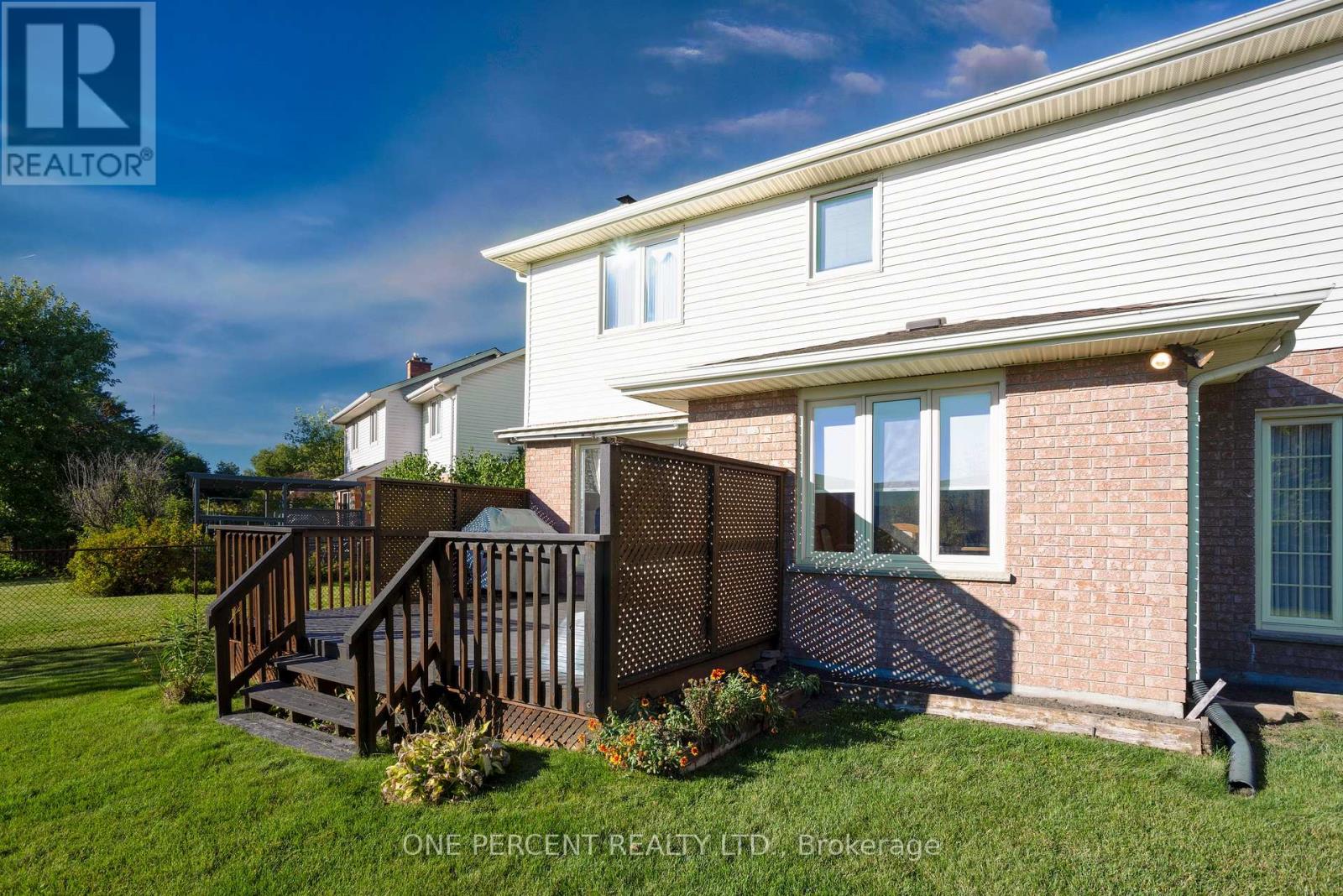 208 Josselyn Place, London, Ontario  N6E 3V2 - Photo 3 - X9384732