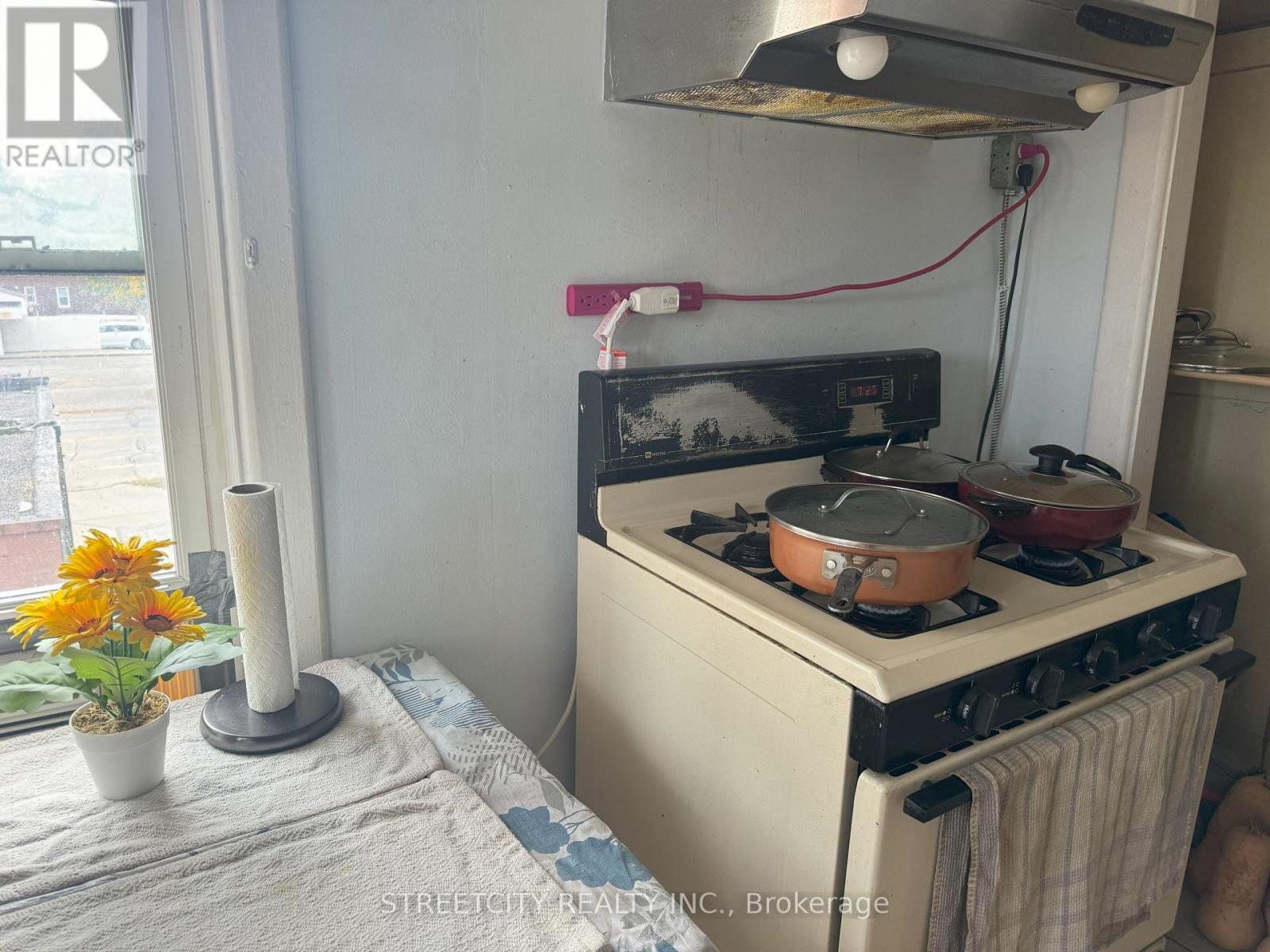 278 Rankin Avenue, Windsor, Ontario  N9B 2R5 - Photo 7 - X9384742