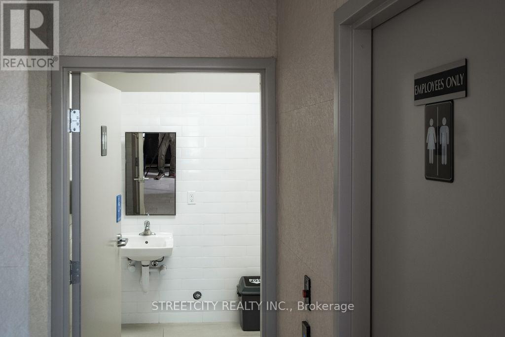2 - 655 Wellington Road S, London, Ontario  N6C 4R4 - Photo 16 - X9384965