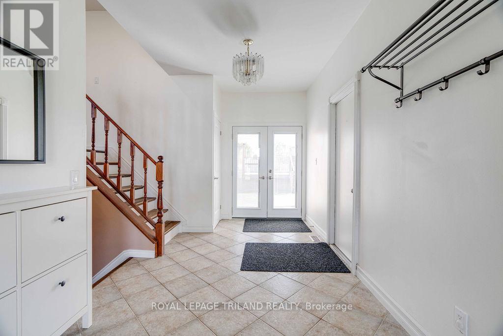 285 Appin Road, Southwest Middlesex (Glencoe), Ontario  N0L 1M0 - Photo 4 - X9385194