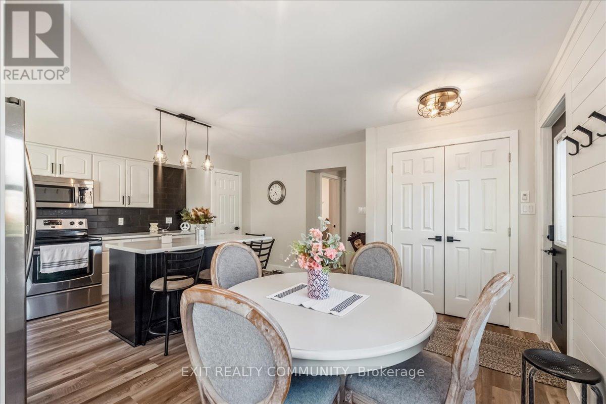 21 Edward Street, Bluewater, Ontario  N0M 2T0 - Photo 14 - X9385281