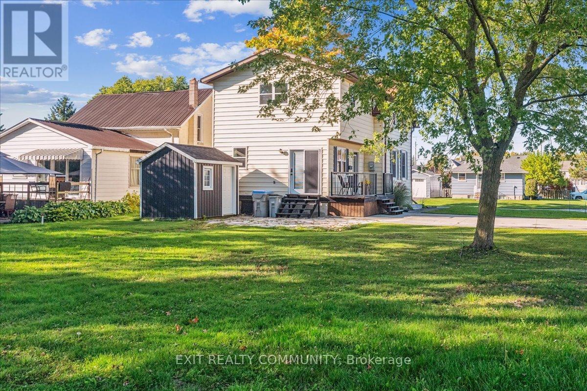 21 Edward Street, Bluewater, Ontario  N0M 2T0 - Photo 4 - X9385281
