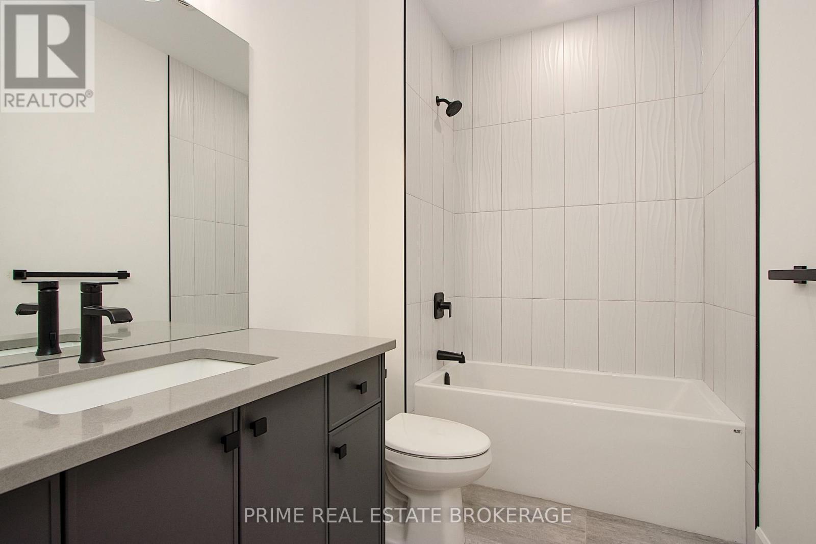71 - 11 Coastal Crescent, Lambton Shores (Grand Bend), Ontario  N0M 1T0 - Photo 14 - X9385324