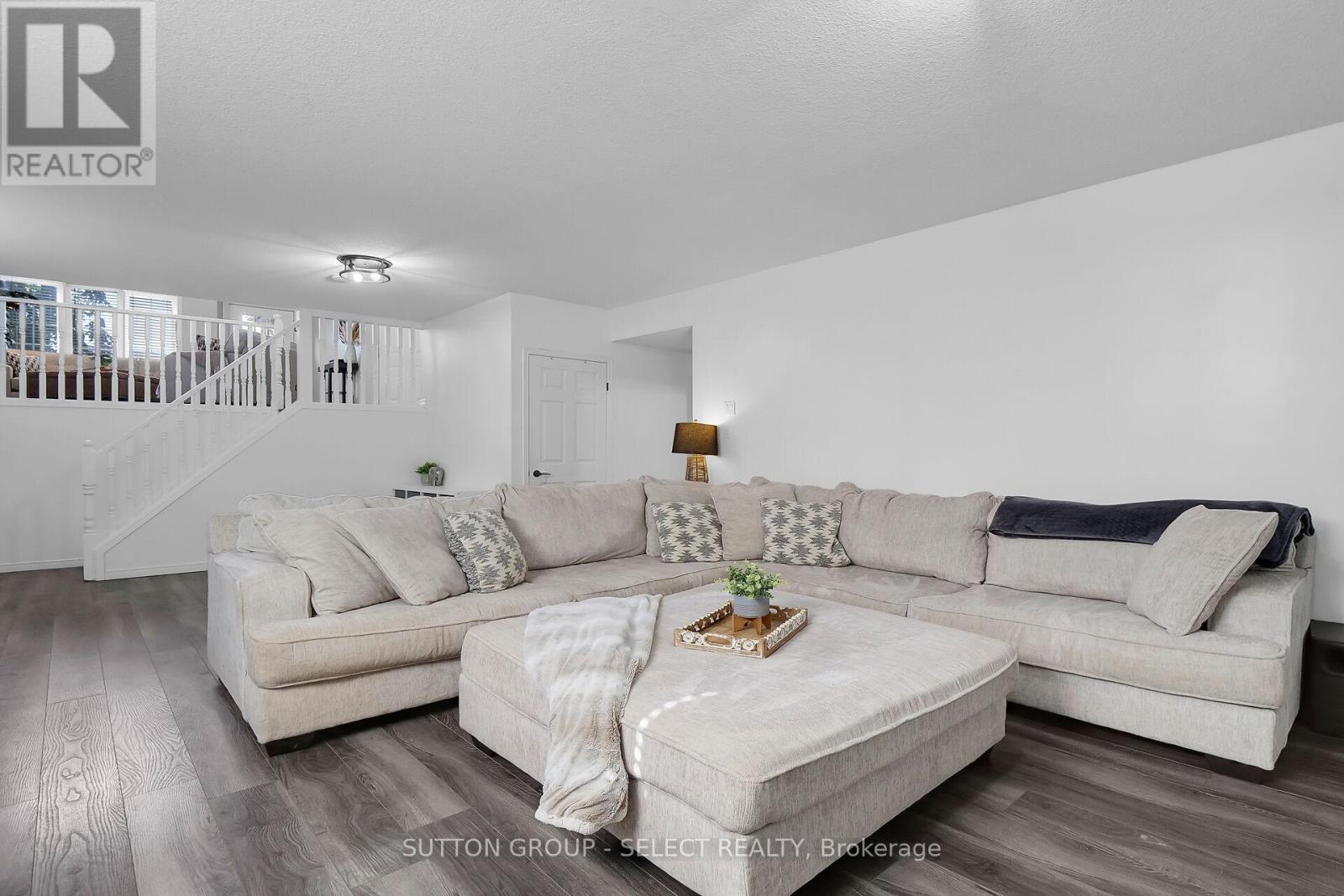 61 Willow Crescent, Strathroy-Caradoc (Ne), Ontario  N7G 4G3 - Photo 19 - X9385333