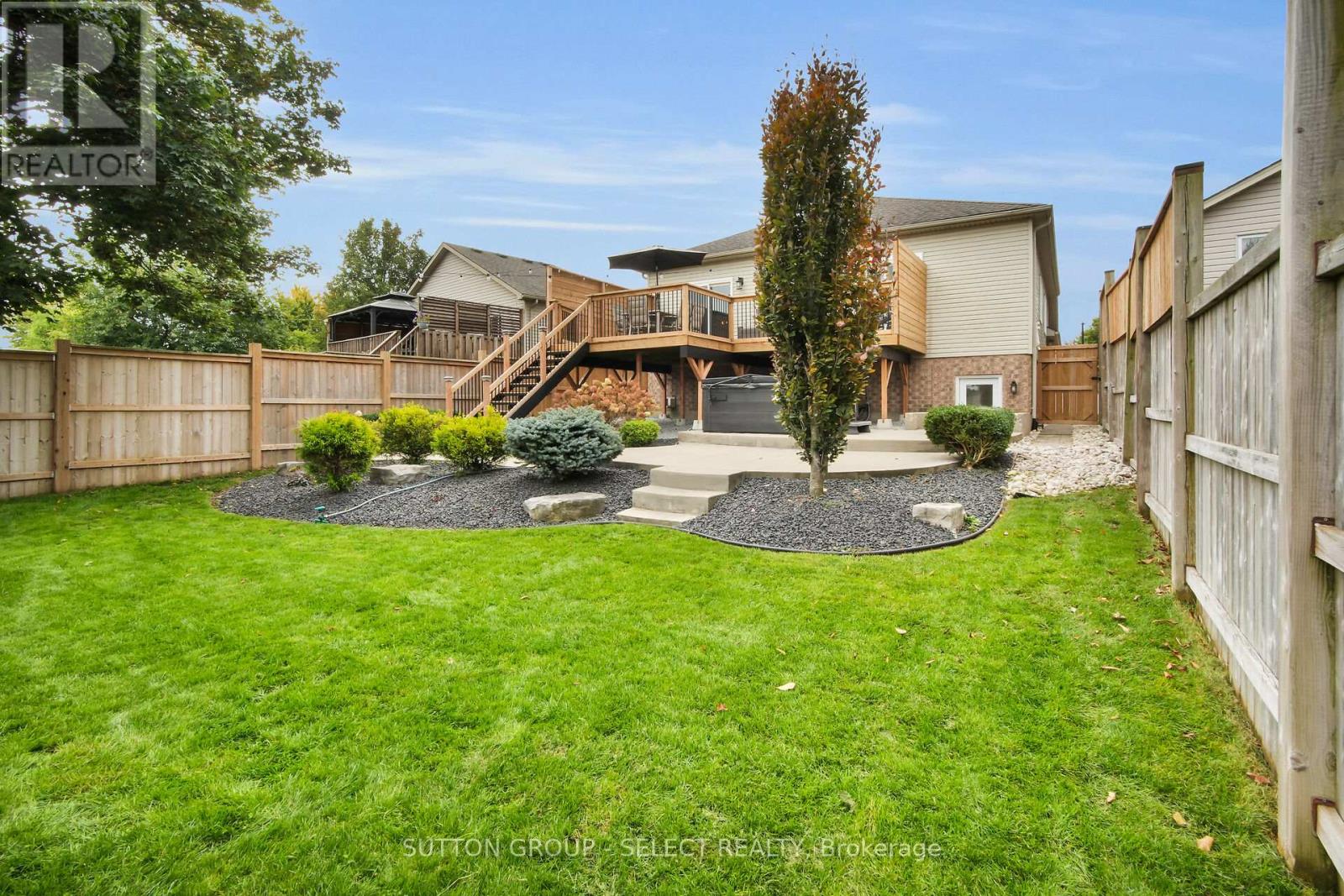 61 Willow Crescent, Strathroy-Caradoc (Ne), Ontario  N7G 4G3 - Photo 32 - X9385333
