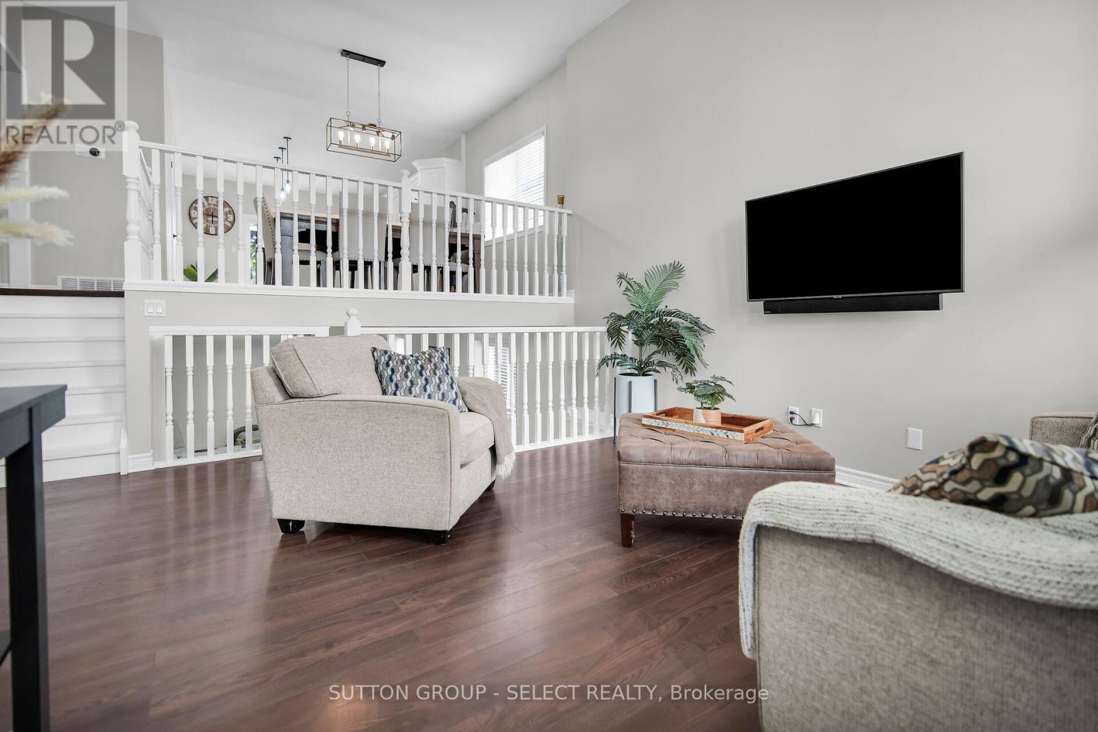 61 Willow Crescent, Strathroy-Caradoc (Ne), Ontario  N7G 4G3 - Photo 5 - X9385333