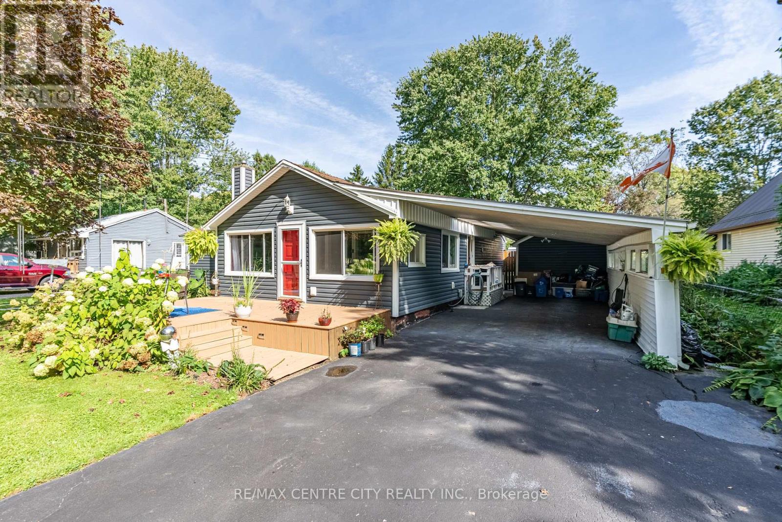 24 Addison Street, Bayham (Port Burwell), Ontario  N0J 1T0 - Photo 3 - X9385462