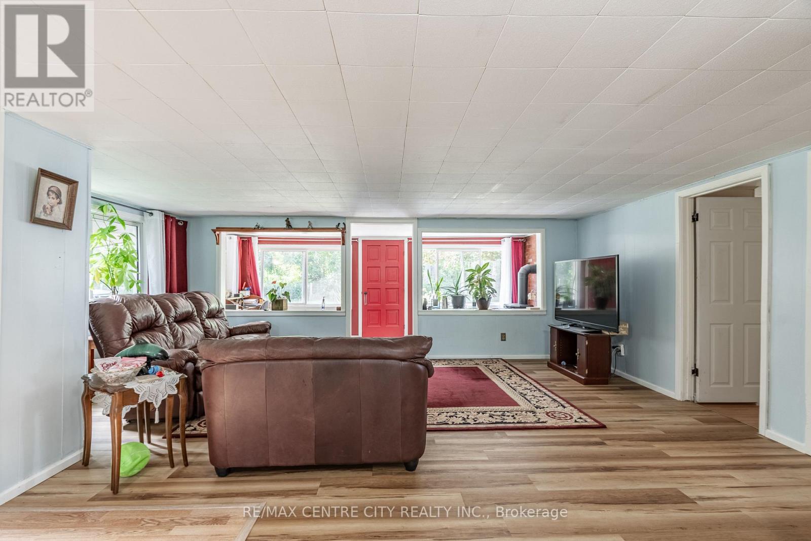 24 Addison Street, Bayham (Port Burwell), Ontario  N0J 1T0 - Photo 6 - X9385462