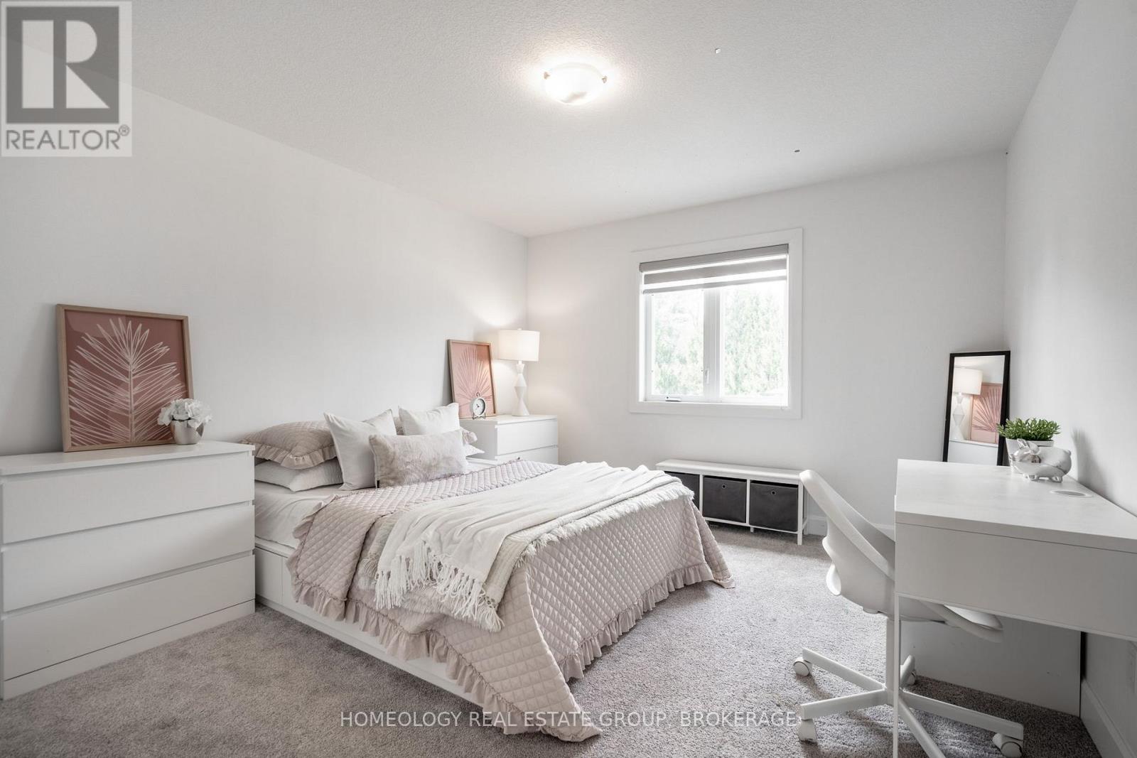 5 Armstrong Street, Strathroy-Caradoc (Mount Brydges), Ontario  N0L 1W0 - Photo 13 - X9385639