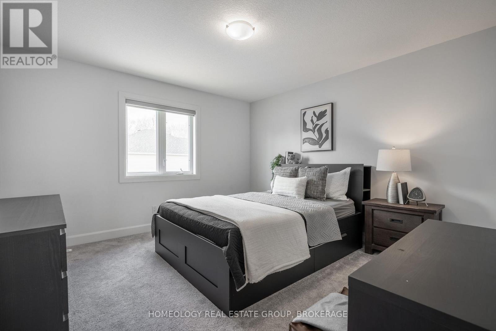 5 Armstrong Street, Strathroy-Caradoc (Mount Brydges), Ontario  N0L 1W0 - Photo 15 - X9385639